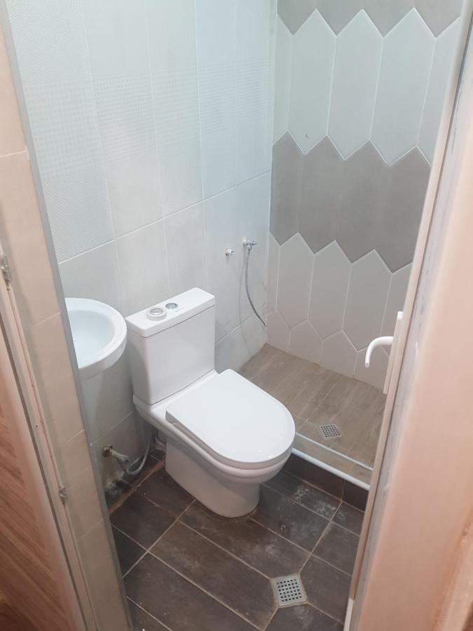 Solo Budget Apartment Tbilisi Zewnętrze zdjęcie