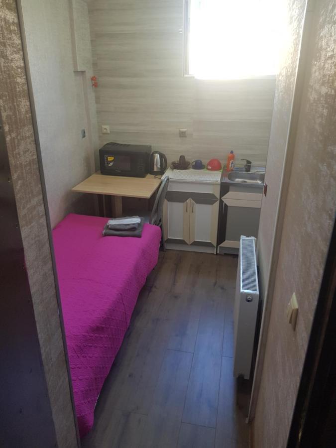 Solo Budget Apartment Tbilisi Zewnętrze zdjęcie